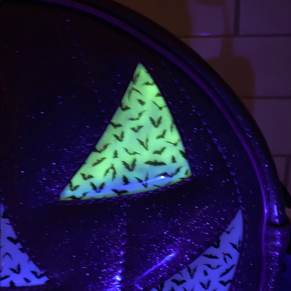 *Double K Originals OOAK Purple Light Up Pumpkin with GITD Bats Purse Bag Set - Picture 6 of 16